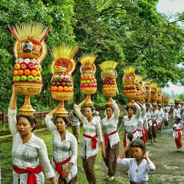 acara waisak di bali